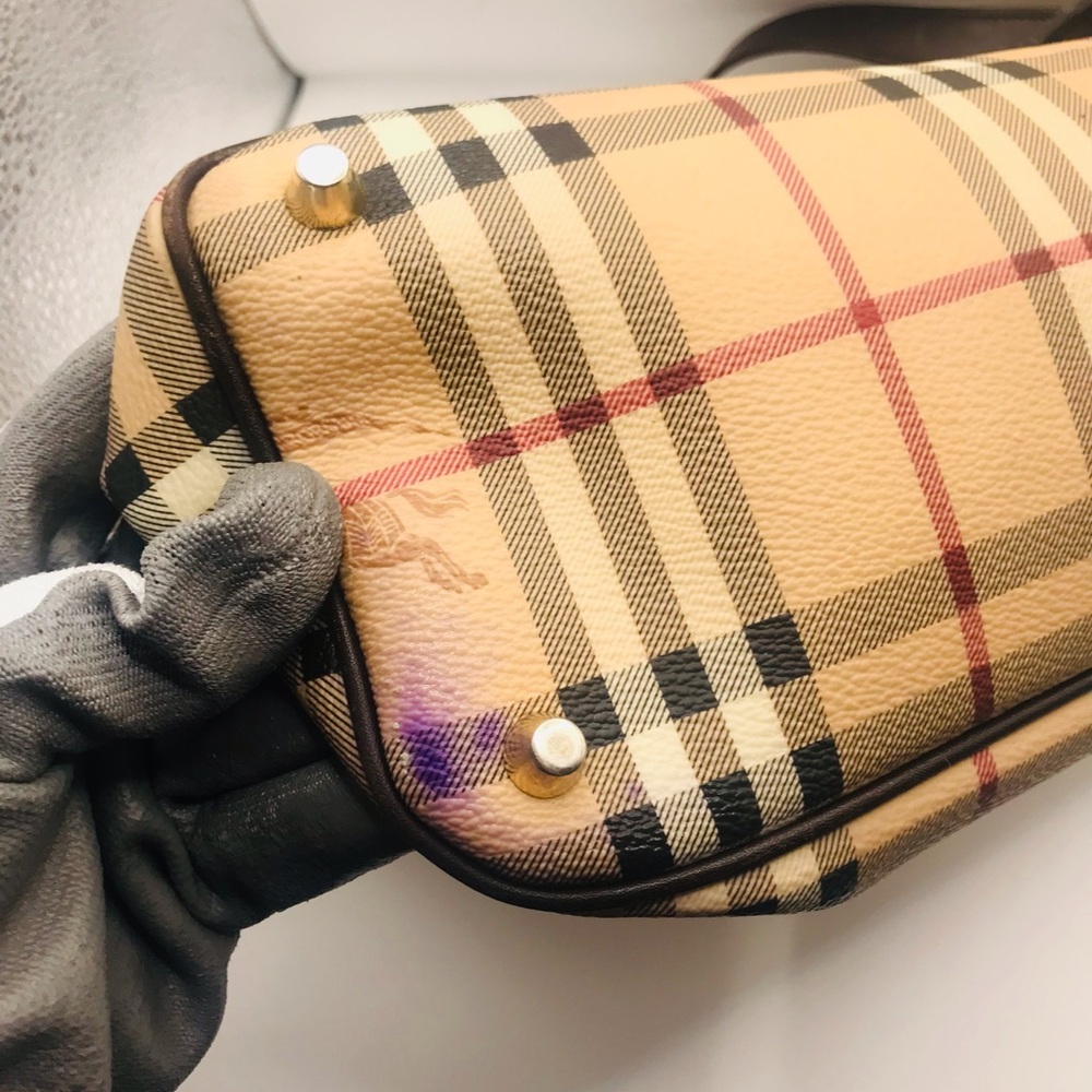 Burberry Beige Haymarket Check Regent Tote Bag - Picture 13 of 16